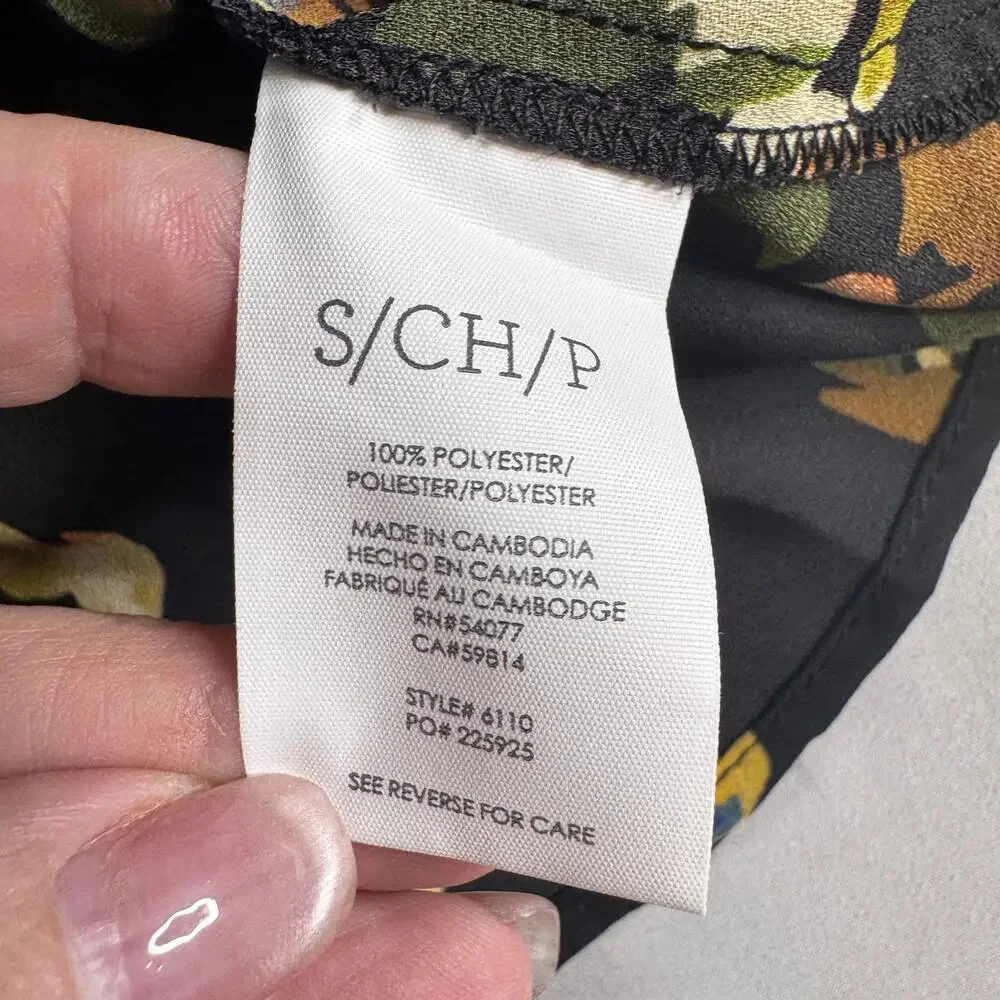 CAbi Flamo Blouse Style 6110 Floral Sleeveless V Neck Top Small Black